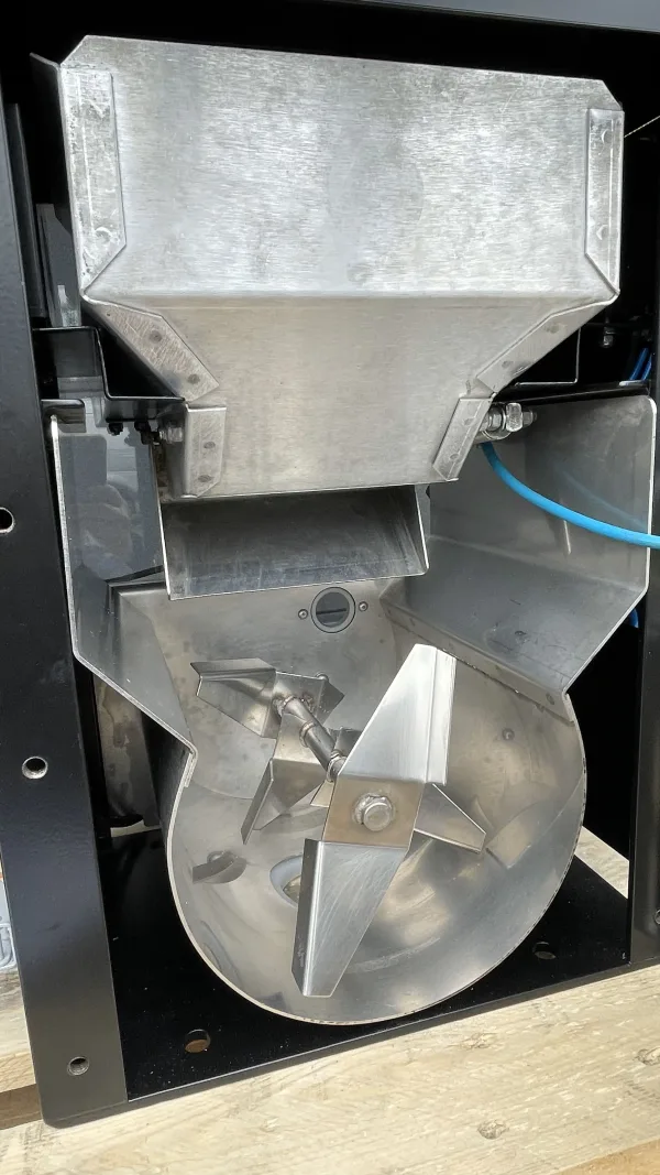 Dozownik grawimetryczny Maguire WSB 240 T – blender do granulatu wtryskarki